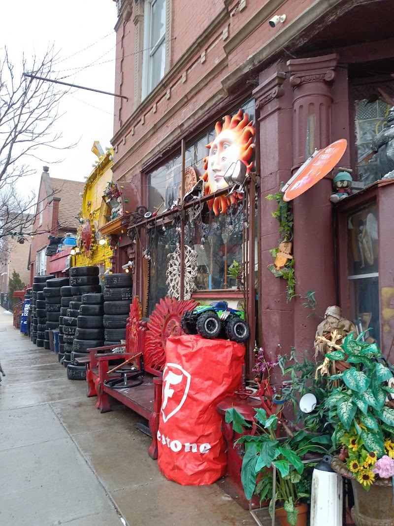 Angel’s Tire Shop in Chicago